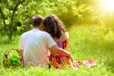 5 Simple Outdoor Dating Ideas